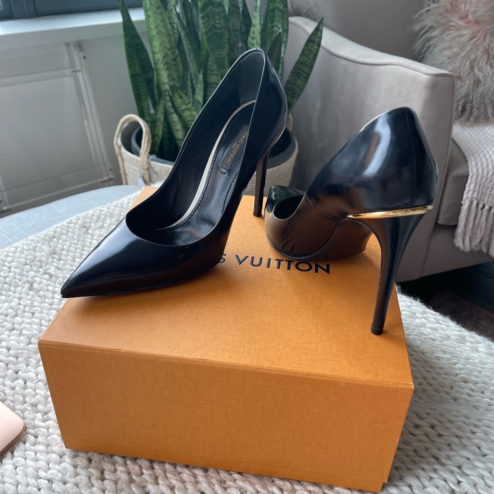 Louis Vuitton Pumps🖤